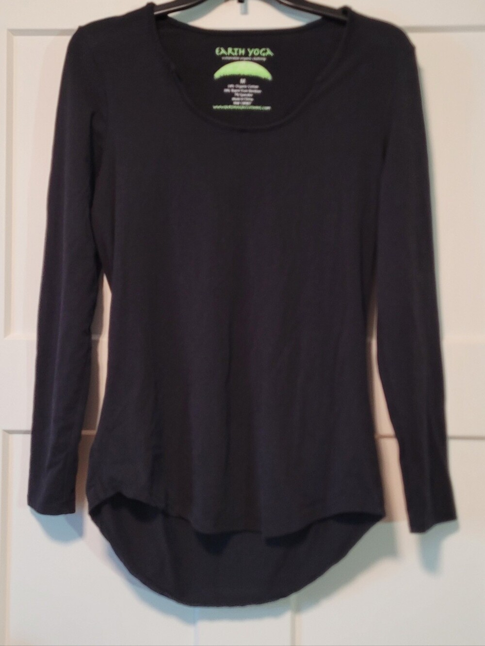 Earth Yoga Womens Long Sleeve Top Sz M Black Organic Cotton Athleisure Athletic